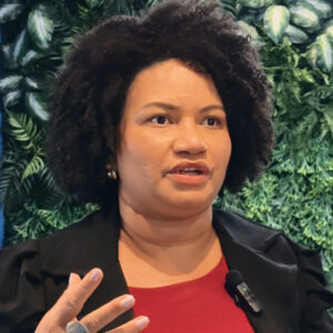 Betânia Angelin, empreendedora